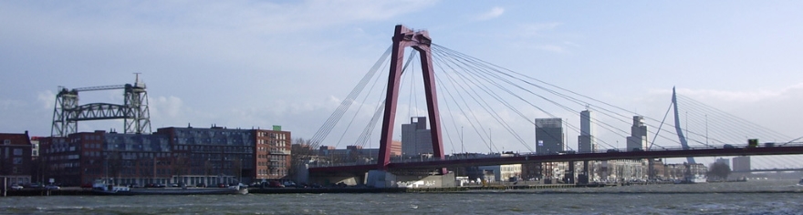 Panaroma van de bruggen in Rotterdam